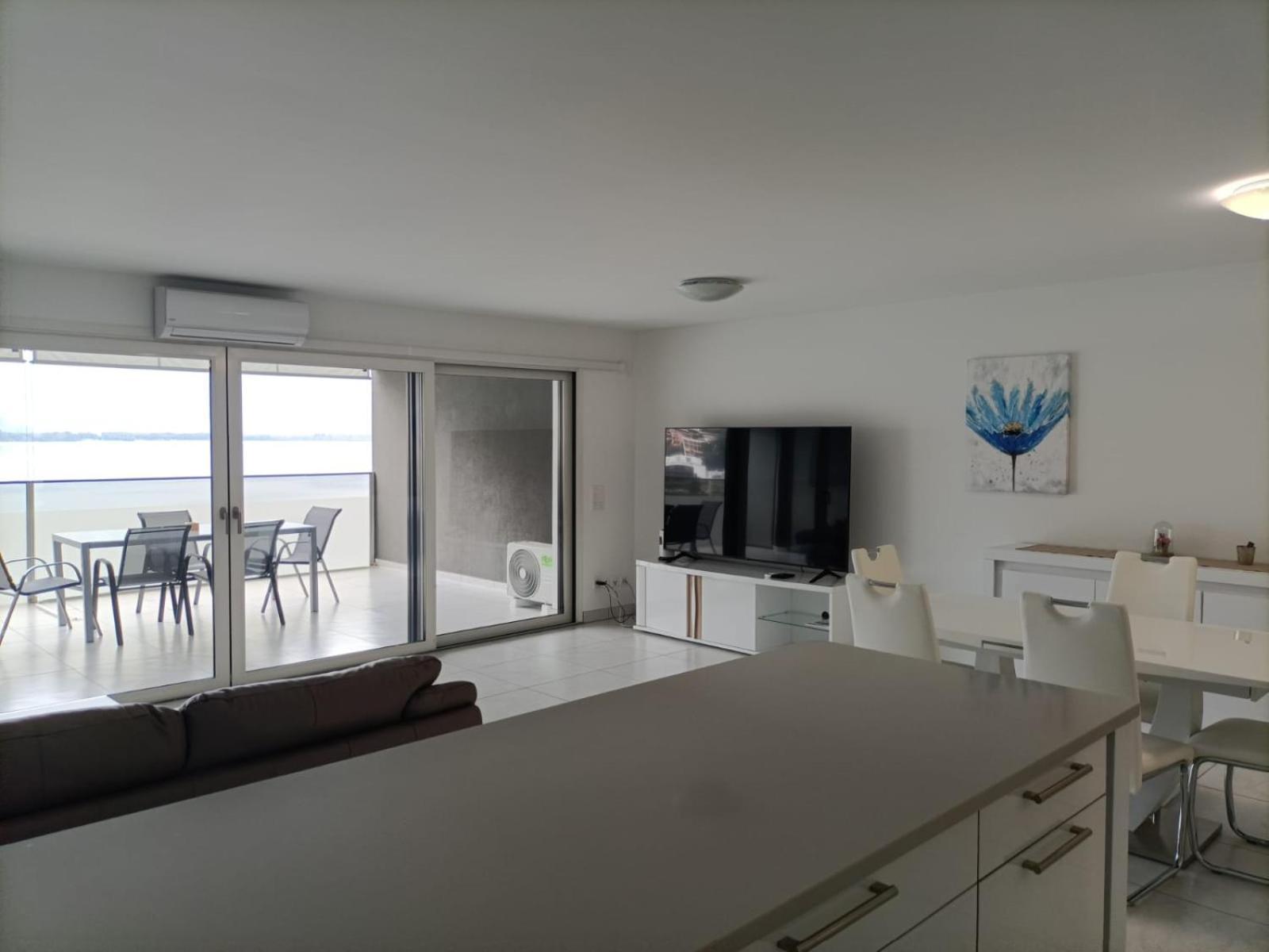 Residenza Vivian Deluxe Apartments Локарно Екстериор снимка