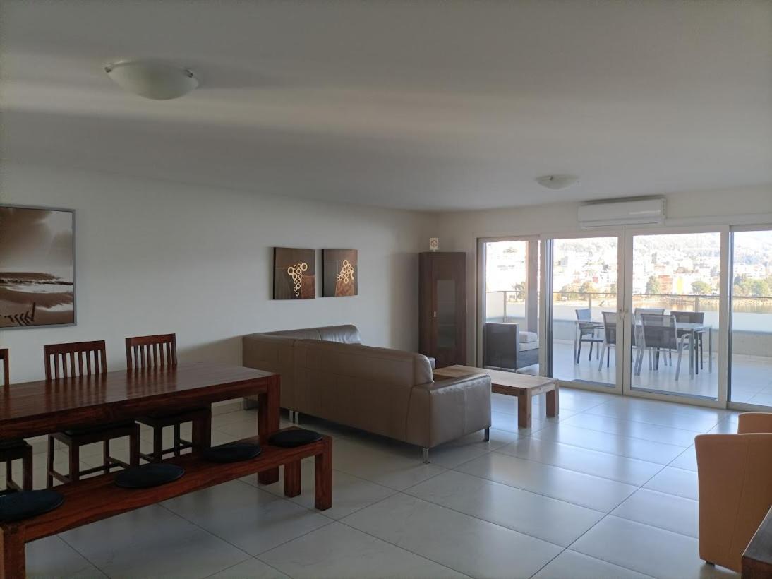 Residenza Vivian Deluxe Apartments Локарно Екстериор снимка