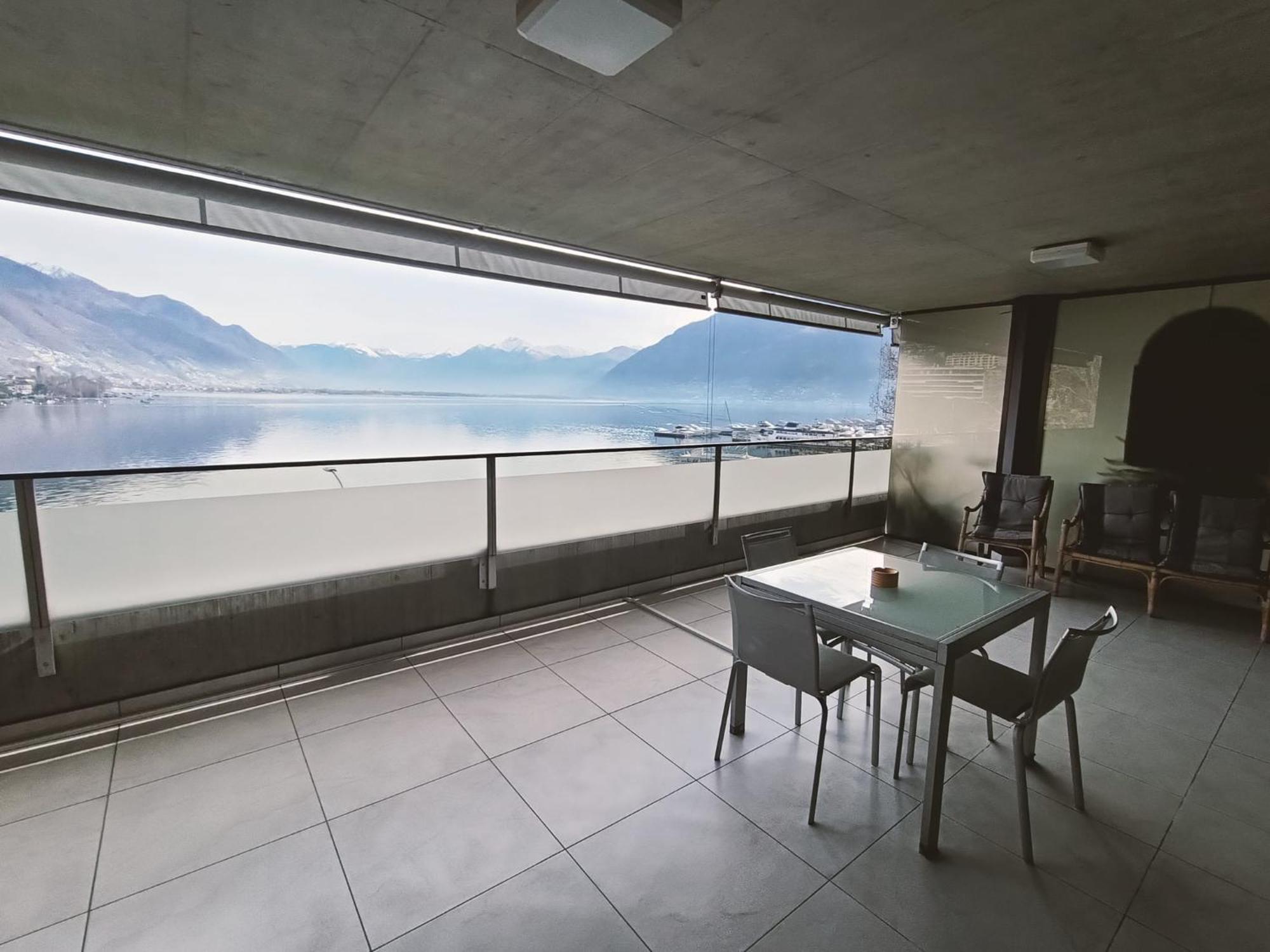 Residenza Vivian Deluxe Apartments Локарно Екстериор снимка