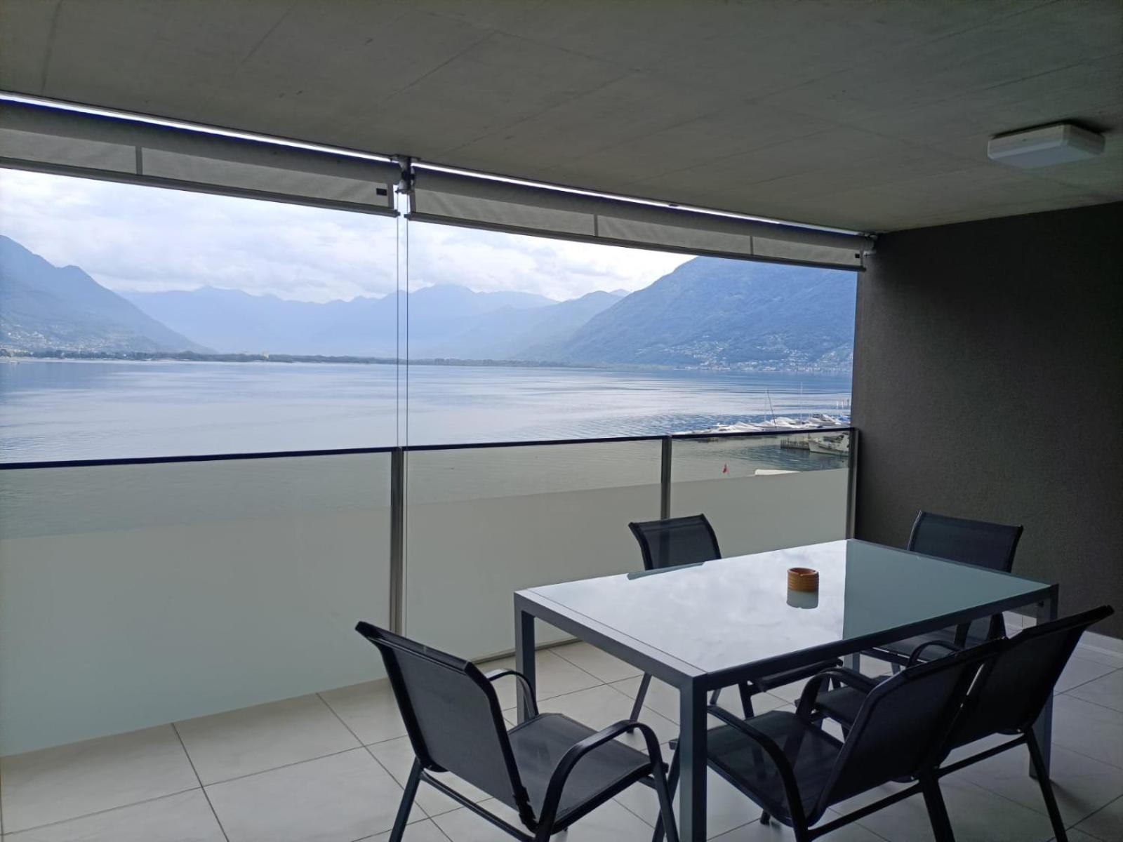 Residenza Vivian Deluxe Apartments Локарно Екстериор снимка